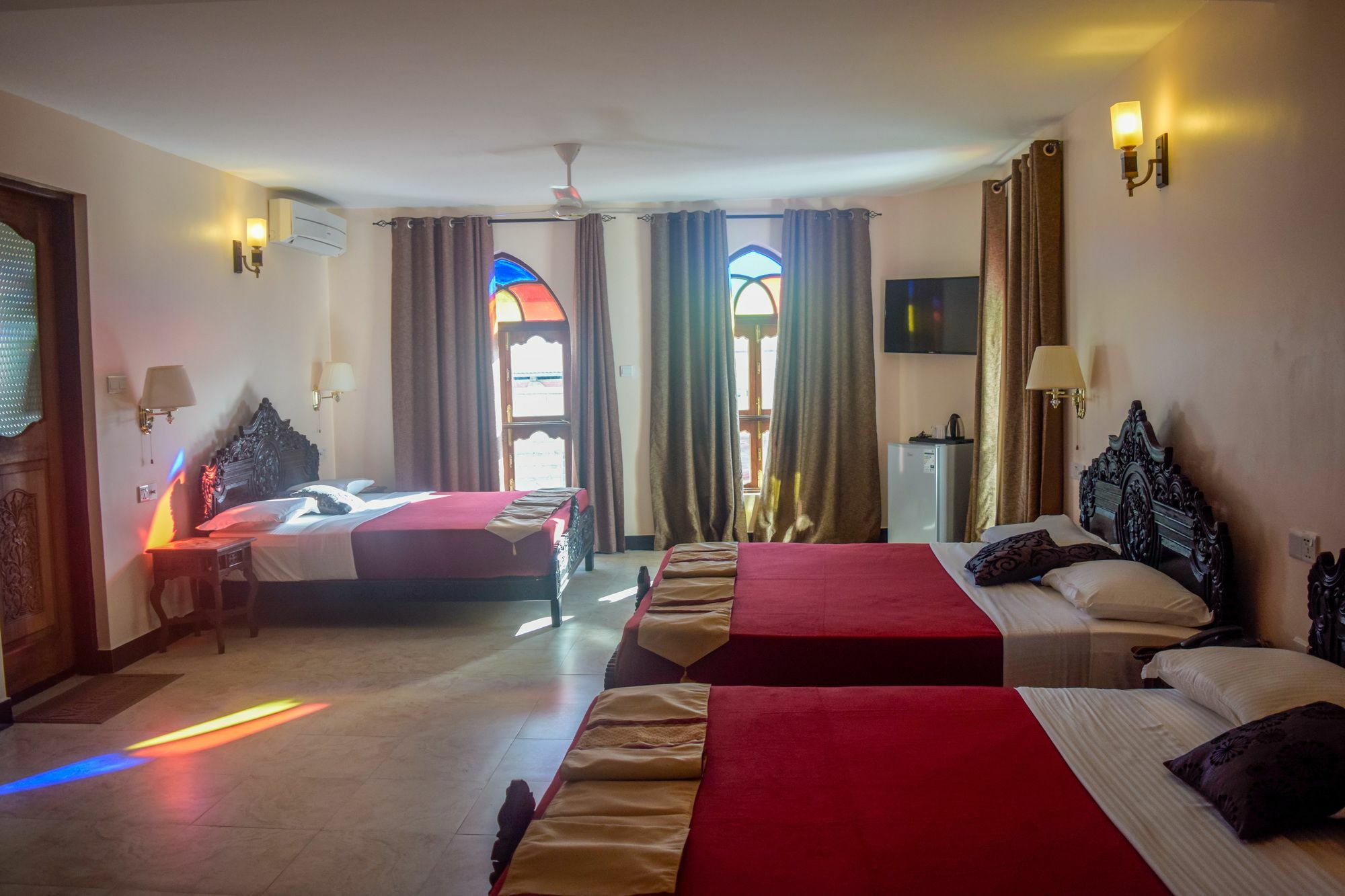 Tembo Palace Szálloda 4*